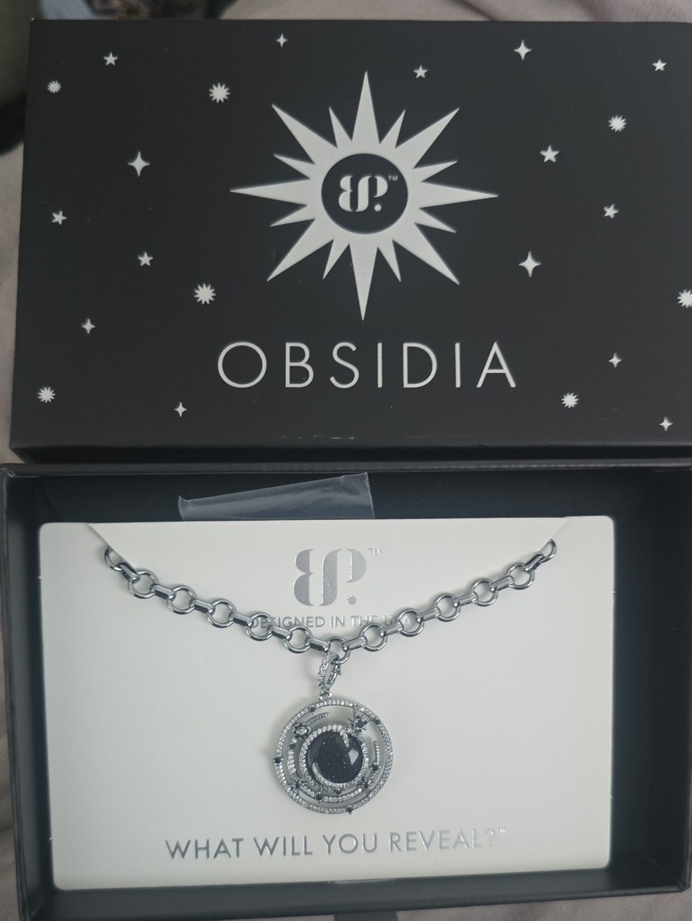 Obsidia Bomb Party Necklace